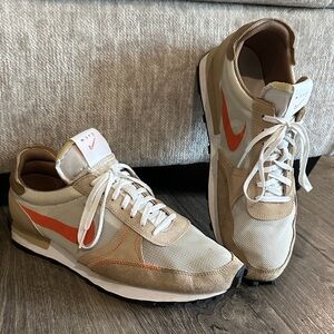Men’s Nike DBreak-Type Mars Yard, size 11.